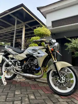Jual santai Kawasaki Ninja 150 R