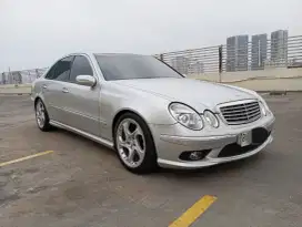 Mercedes Benz E240 W211 At 2003