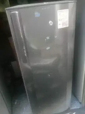 Freezer 6 Rak merk LG Normal