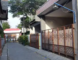 Rumah Luas Hadap Selatan Siap KPR 15 Mnt ke Supermal Karawaci J-27477
