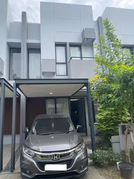Rumah 2 Lt Strategis 15 Mnt ke The Breeze BSD City Siap KPR J-30277