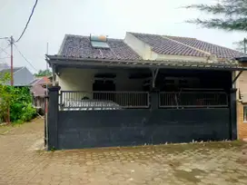 Rumah 10 Mnt ke CBD Ciledug Family Mall SHM Dibantu KPR J-16740