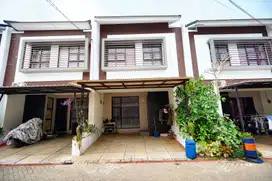 Rumah Cantik 2 Lt Siap KPR 11 Mnt ke Paradise Walk Serpong J-19066