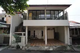 Rumah 6 Kamar Tidur SHM 10 Mnt ke Terminal Lebak Bulus J-8893