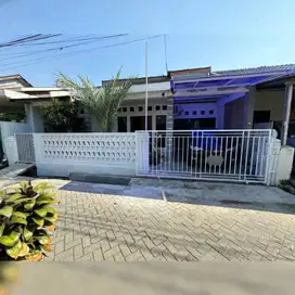 Rumah 5 Kamar Tidur SHM 14 Mnt ke Mall Balekota Tangerang J-32320