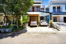 Rumah 2 Carport Strategis 16 Mnt ke Living World Alam Sutera J-15885