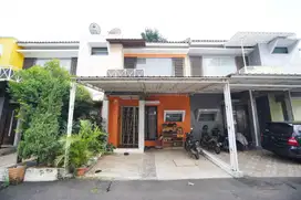 Rumah 2 Lt SHM 6 Mnt ke Rumah Sakit Sari Asih Ciputat Siap KPR J-11787
