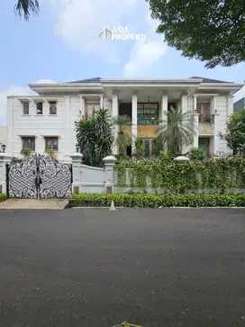 Rumah Mewah Di Widya Chandra Kebayoran Baru