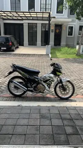 Motor satria fu