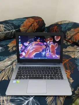 Laptop asus x441uv core i3 double vga nominus