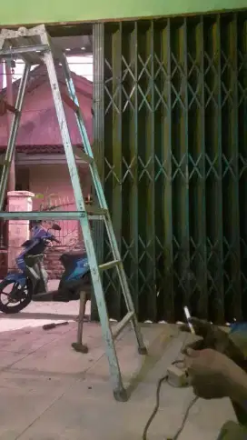 Tukang perbaikan pintu rolling door folding gate panggilan