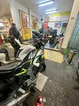 Ninja 250 SL 2020