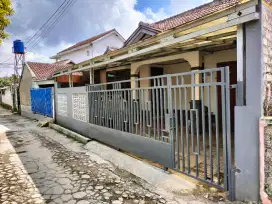 Di jual cepat rumah di Lembang