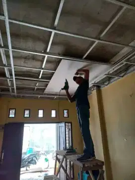 Tukang bangunan,perbaikan atap bocor,dag,talang,kanopi,renopasi dll