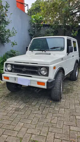 Suzuki Jimny 2001 Bensin