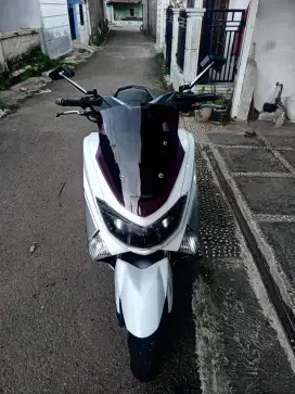 Nmax old favorite Putih