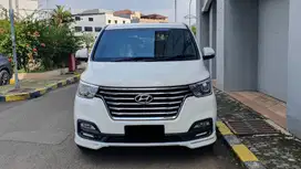 Hyundai H1 H-1 H 1 2.4 Bensin Royale AT 2020/2021