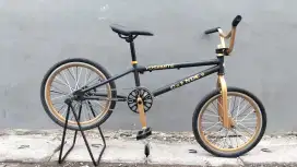 Sepeda BMX biltema yosmite