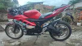 Jual cepat yamaha R15 beli dari km 60rb