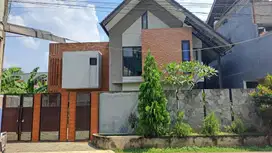 Dijual LELANG Rumah Tinggal 2 Lantai di Depok