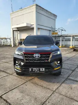 Toyota Fortuner 2.4 VRZ TRD Sportivo 2021