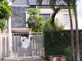 Rumah besar siap huni di kav. AL pondok bambu duren sawit
