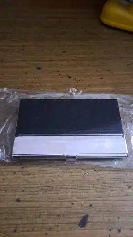 Tempat Kartu Nama
