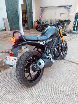 Yamaha XSR 155 2023 Black Glossy