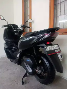 LOW KM! NEW PCX 160 CBS ISS HITAM GLOSSY PAJAK PANJANG ORI KAYA BARU!!