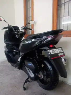 LOW KM! NEW PCX 160 CBS ISS HITAM GLOSSY PAJAK PANJANG ORI KAYA BARU!!