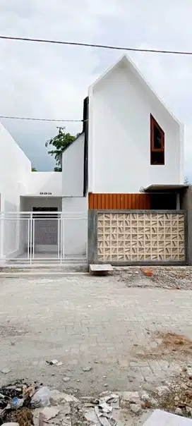 Rumah komplek 61 unit di sunggal kanan