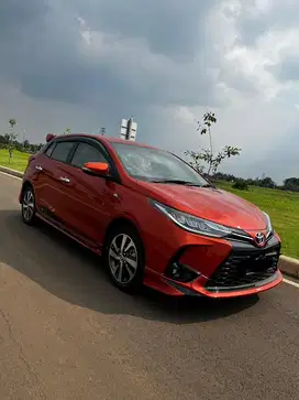 Toyota Yaris S CVT (2021)