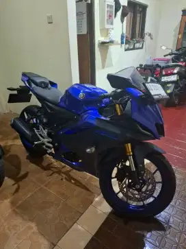 Yamaha R15 V4 Like New