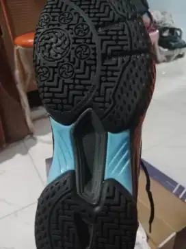 Sepatu Badminton AS-16W