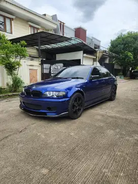 BMW e46 325i 2004