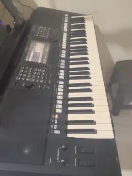 JUAL YAMAHA KEYBOARD ARRANGER PSR S775 SUPER PIANO PSR775 DOS BARU GRS