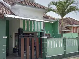 Rumah Semi Furnish di Perum Mangesti Raya Sukoharjo