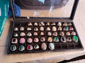 Jual batu kalimaya, ruby, bacan, nilam dll, jual borongan