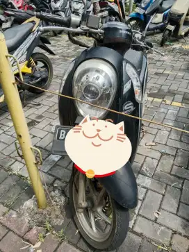 Dijual honda scoopy 2016