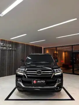 Toyota Land Cruiser VXR Full Spec 2019 Hitam B50LLI LC LC200 Km39rb