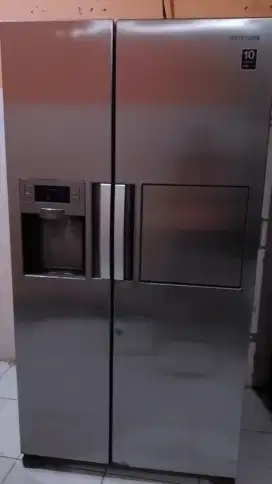 Kulkas mewah side by side mrk  Samsung hmt listrik inveter x apartmen