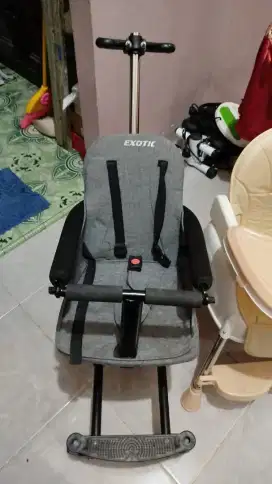 Stroller baby lipat