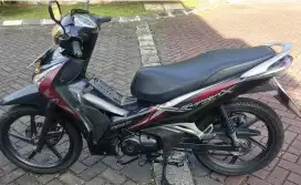 DIJUAL MOTOR SUPRA X 125 FI HELM IN-TANGAN PERTAMA
