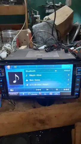 Oem nissan livana