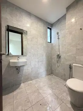 Rumah Baru Podomoro Modern Minimalist 2 lantai dijual cepat