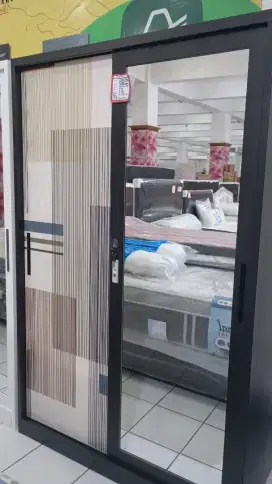 Lemari besi 2 pintu