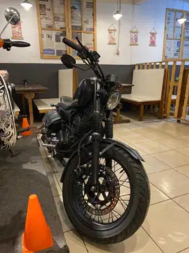 Bomber Sportster 220cc