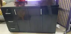 MEJA KANTOR BERBAHAN MDF