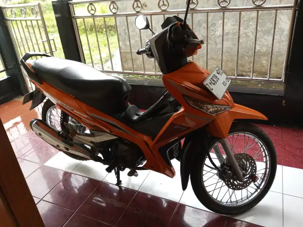 Supra X 125 FI Antik dan Super Mulus