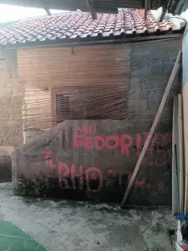 Dijual rumah di jalan bayam pondok cabe ilir